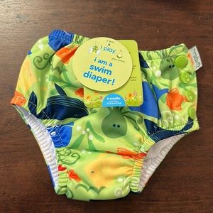 Brand New i play swim diaper. Size 6 months (10-18lbs)